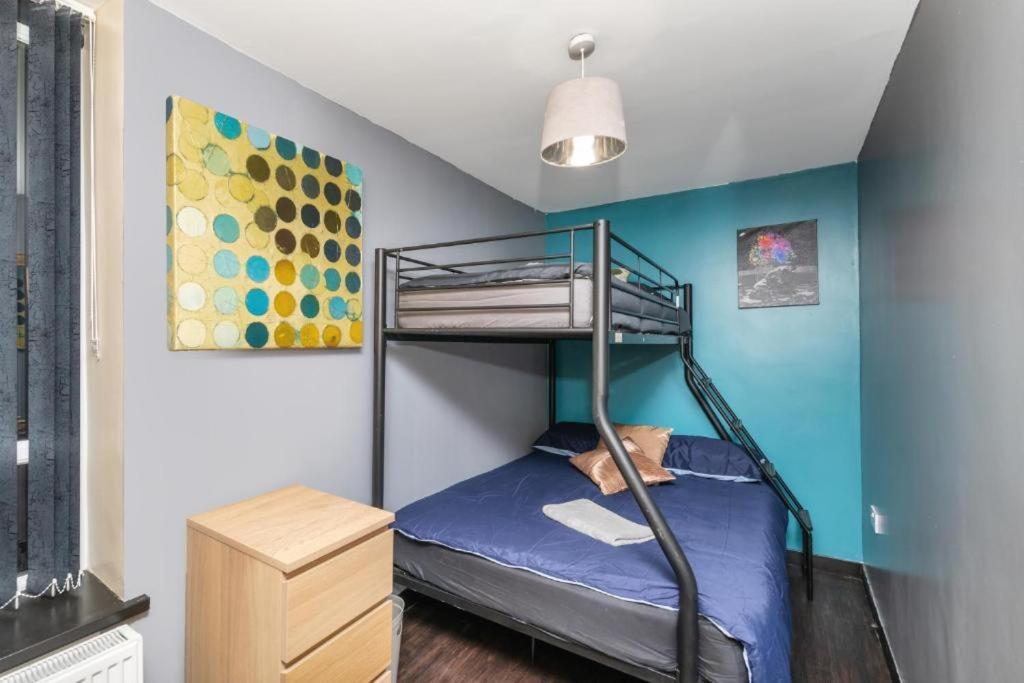 Large Apartment Newcastle upon Tyne